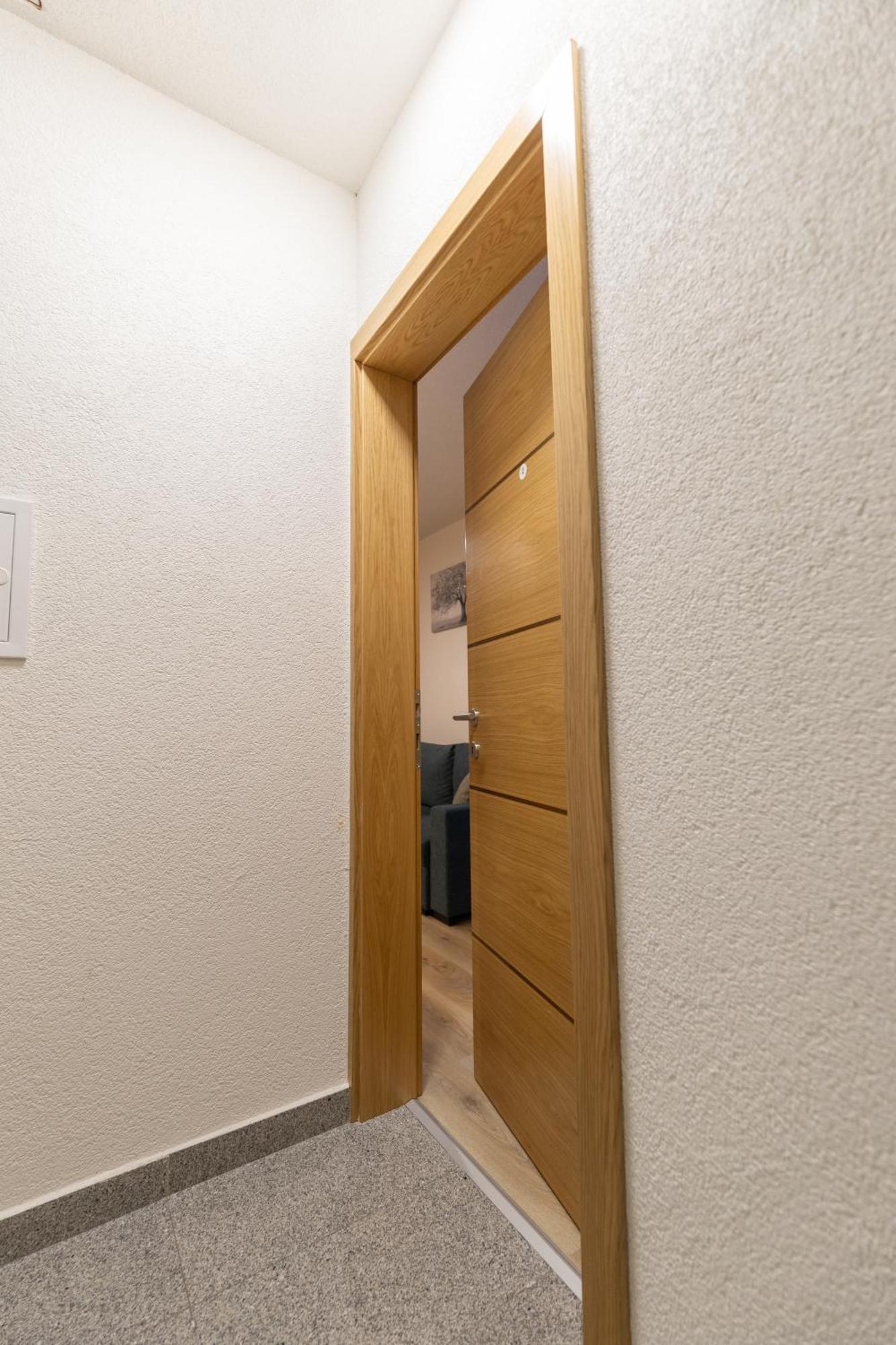 Apartmani Velebit Krasno Polje Extérieur photo